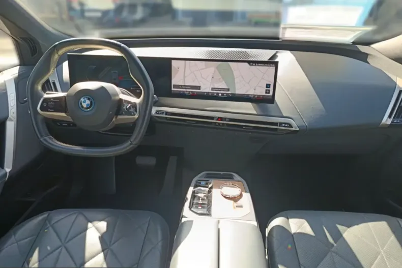 BMW iX din 2023 cu 48.903 km - oferta BMW220458 - foto 15