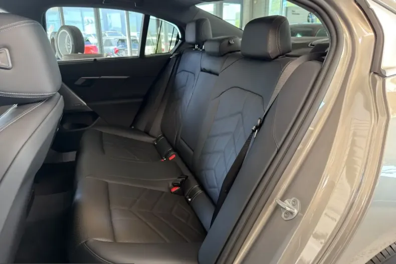 BMW 550 (Seria 5) din 2024 cu 24.044 km - oferta BMW220462 - foto 5