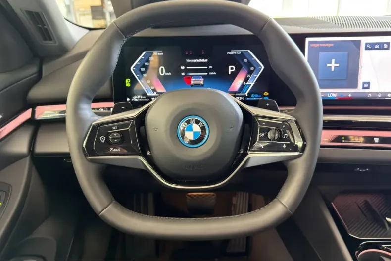 BMW 550 (Seria 5) din 2024 cu 24.044 km - oferta BMW220462 - foto 7
