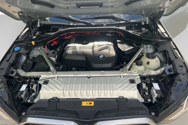 BMW X3 (Seria X) din 2025 cu 12.820 km - oferta BMW220470 - foto 12
