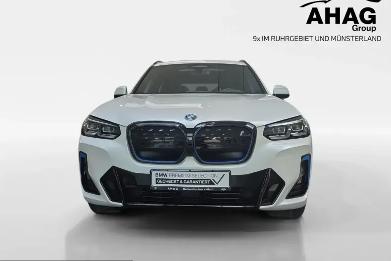 BMW iX3 (Seria X) din 2023 cu 44.850 km - oferta BMW220489 - foto 2