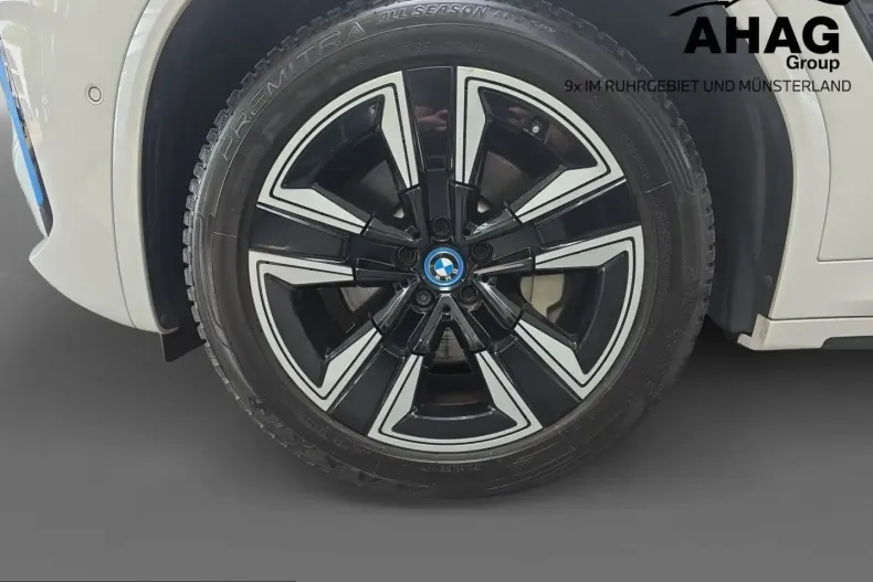 BMW iX3 (Seria X) din 2023 cu 44.850 km - oferta BMW220489 - foto 15