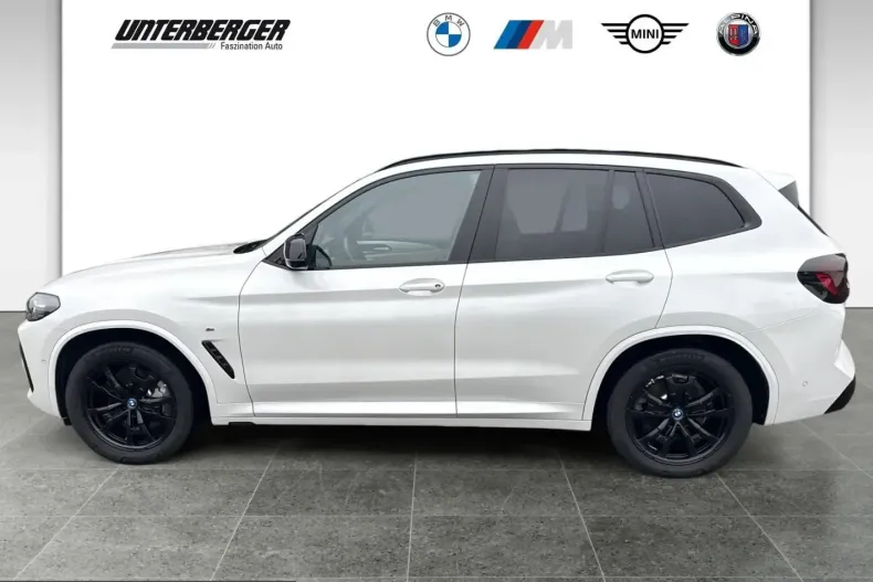 BMW iX3 (Seria X) din 2023 cu 73.302 km - oferta BMW220496 - foto 3