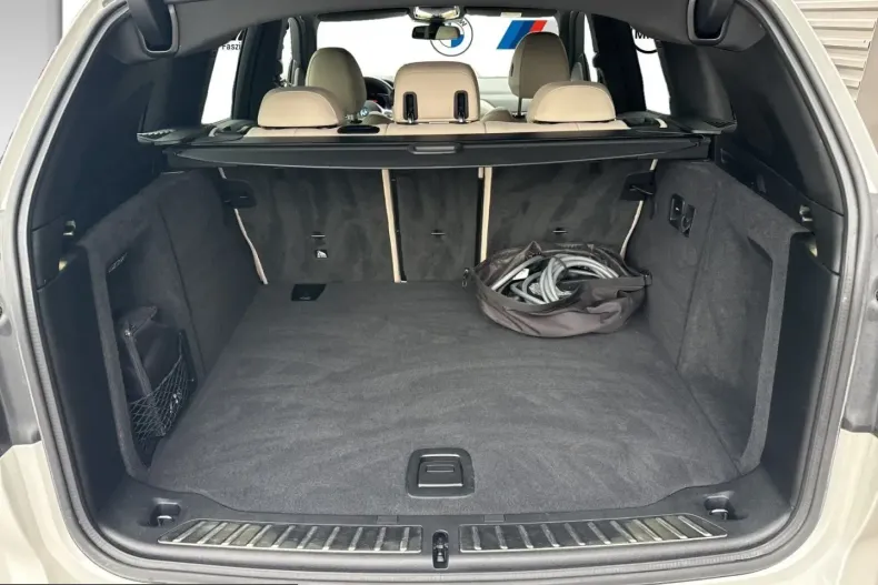 BMW iX3 (Seria X) din 2023 cu 73.302 km - oferta BMW220496 - foto 12