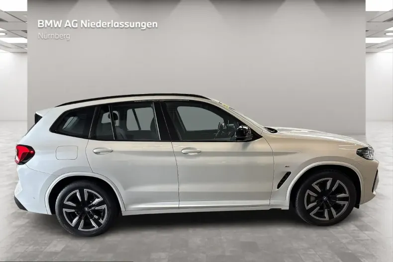 BMW iX3 (Seria X) din 2023 cu 42.798 km - oferta BMW220497 - foto 2