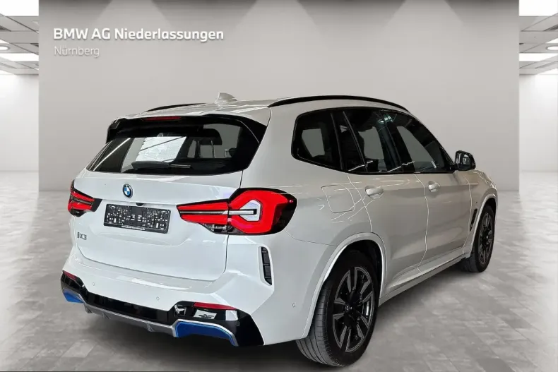 BMW iX3 (Seria X) din 2023 cu 42.798 km - oferta BMW220497 - foto 3