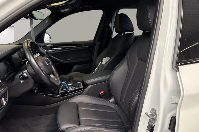 BMW iX3 (Seria X) din 2023 cu 42.798 km - oferta BMW220497 - foto 8