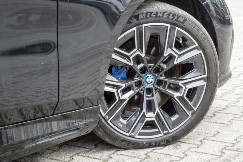 BMW 550 (Seria 5) din 2024 cu 50.000 km - oferta BMW220498 - foto 4