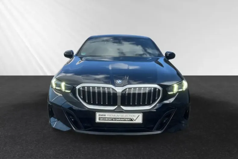 BMW 550 (Seria 5) din 2024 cu 28.400 km - oferta BMW220500 - foto 1