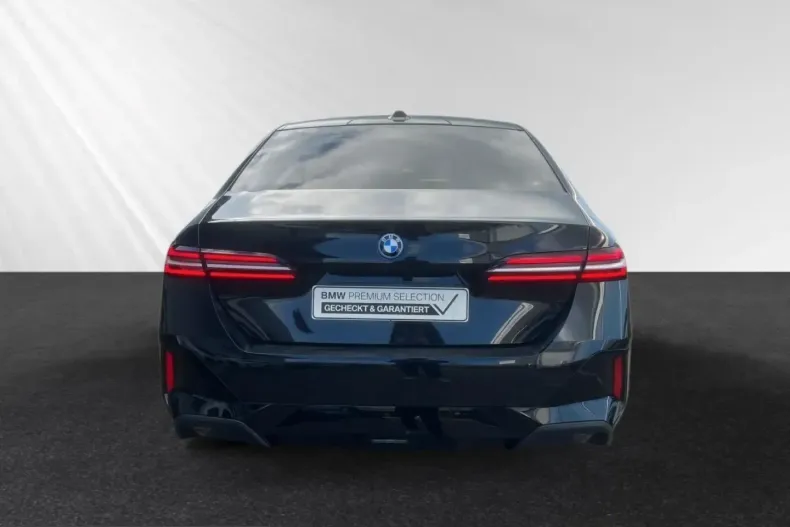 BMW 550 (Seria 5) din 2024 cu 28.400 km - oferta BMW220500 - foto 2