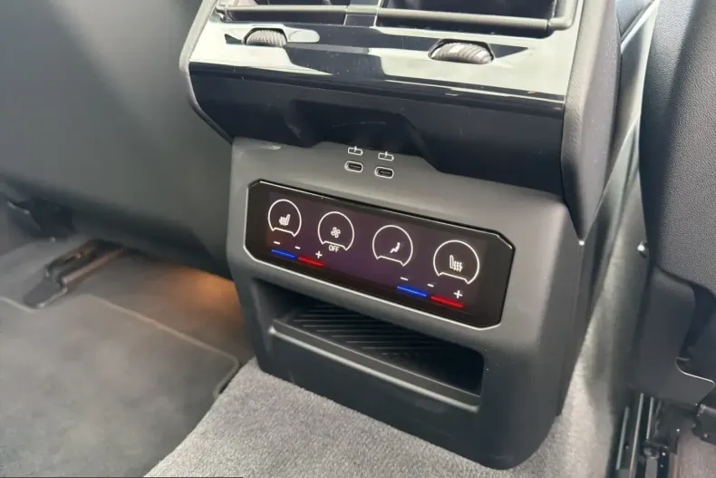 BMW 550 (Seria 5) din 2024 cu 7.100 km - oferta BMW220502 - foto 14