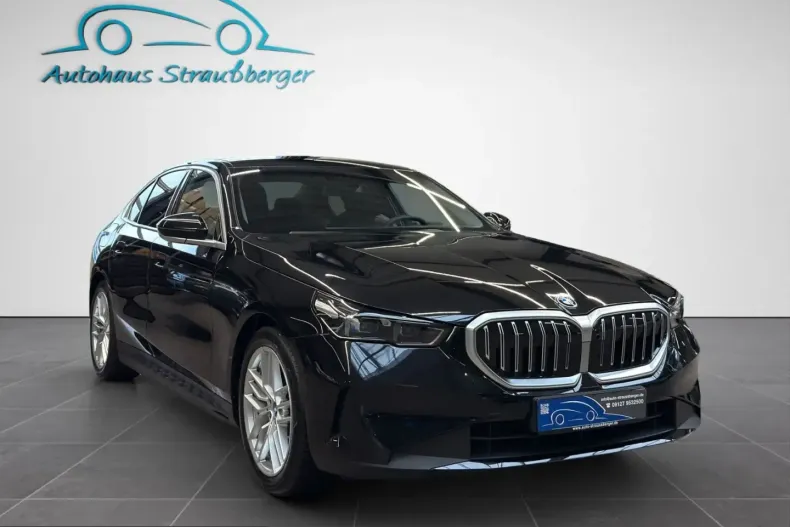 BMW 550 (Seria 5) din 2024 cu 8.000 km - oferta BMW220503 - foto 1