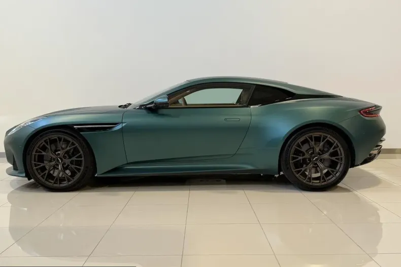 Aston Martin DB12 din 2024 cu 7.034 km - oferta AST220508 - foto 5