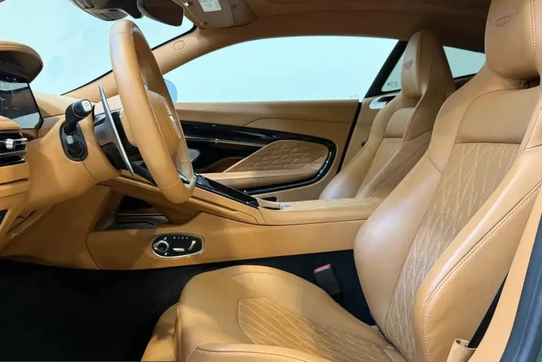 Aston Martin DB12 din 2024 cu 7.034 km - oferta AST220508 - foto 13