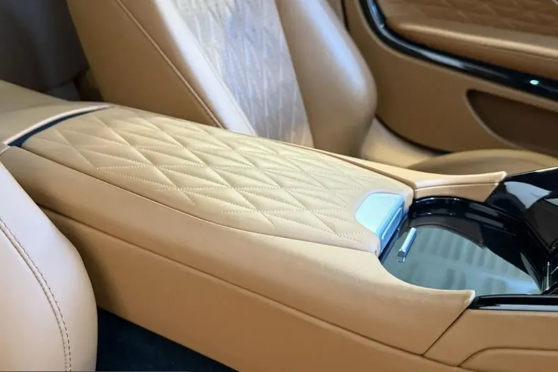 Aston Martin DB12 din 2024 cu 7.034 km - oferta AST220508 - foto 22