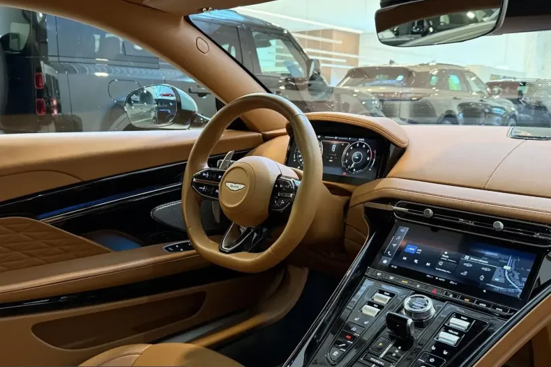 Aston Martin DB12 din 2024 cu 7.034 km - oferta AST220508 - foto 25