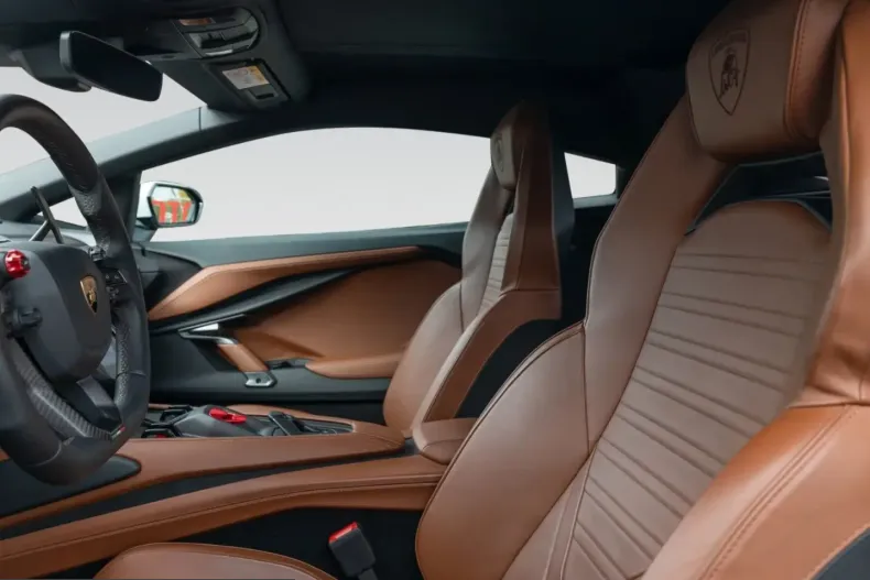 Lamborghini Revuelto din 2024 cu 7.499 km - oferta LAM220510 - foto 8