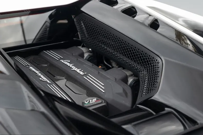 Lamborghini Revuelto din 2024 cu 7.499 km - oferta LAM220510 - foto 10