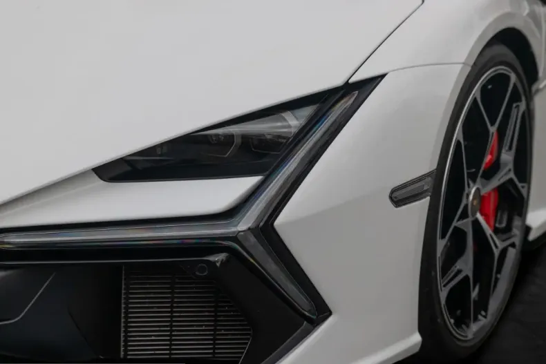 Lamborghini Revuelto din 2024 cu 7.499 km - oferta LAM220510 - foto 17