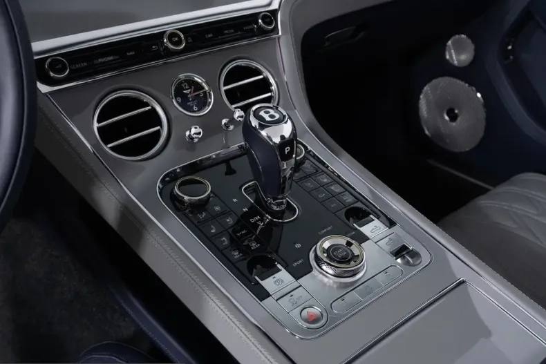 Bentley Continental GTC din 2025 cu 8.900 km - oferta BEN220512 - foto 25