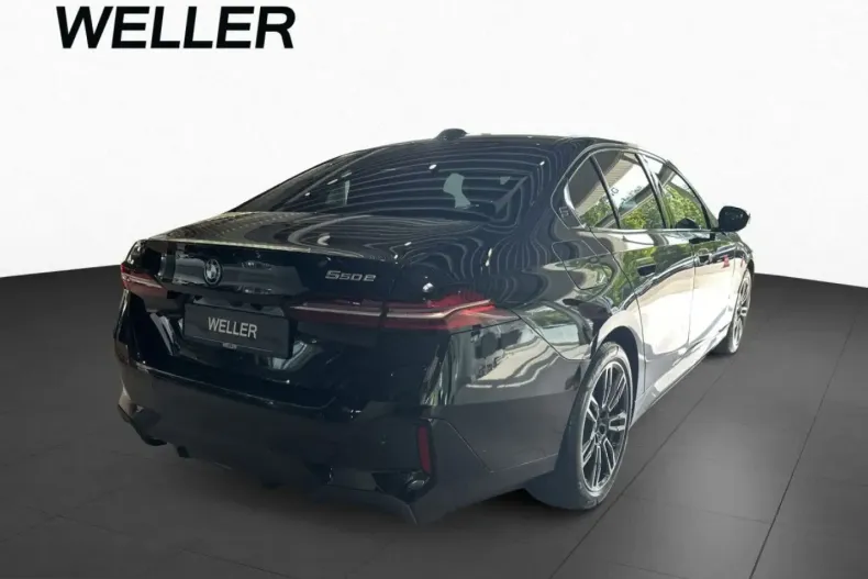 BMW 550 (Seria 5) din 2025 cu 32.128 km - oferta BMW220526 - foto 3