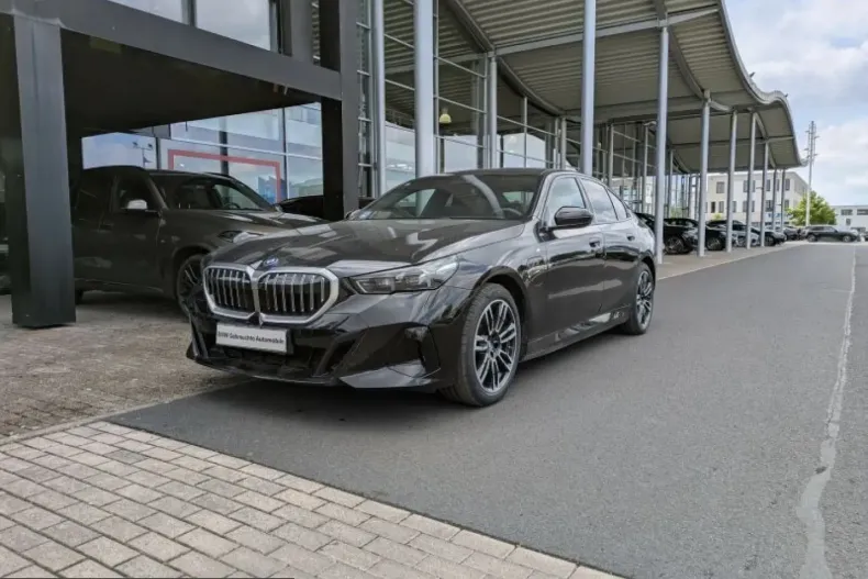 BMW 550 (Seria 5) din 2024 cu 31.960 km - oferta BMW220527 - foto 1