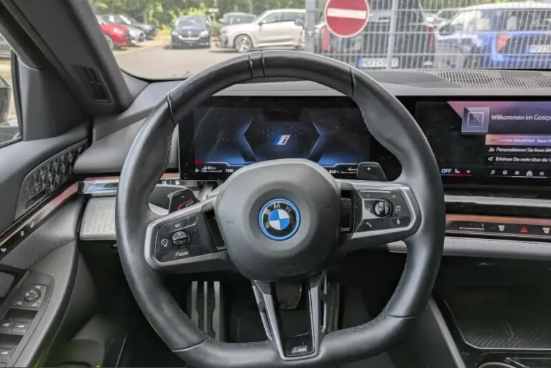 BMW 550 (Seria 5) din 2024 cu 31.960 km - oferta BMW220527 - foto 7