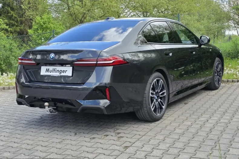 BMW 550 (Seria 5) din 2024 cu 38.207 km - oferta BMW220528 - foto 4