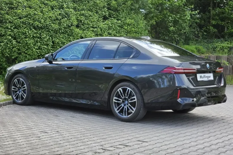BMW 550 (Seria 5) din 2024 cu 38.207 km - oferta BMW220528 - foto 6