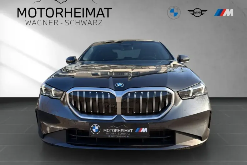 BMW 550 (Seria 5) din 2024 cu 4.900 km - oferta BMW220531 - foto 2