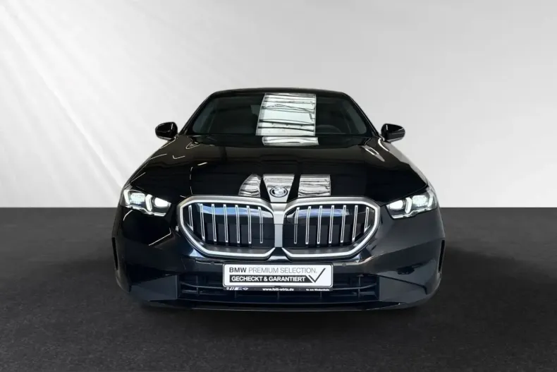 BMW 550 (Seria 5) din 2025 cu 9.210 km - oferta BMW220532 - foto 1