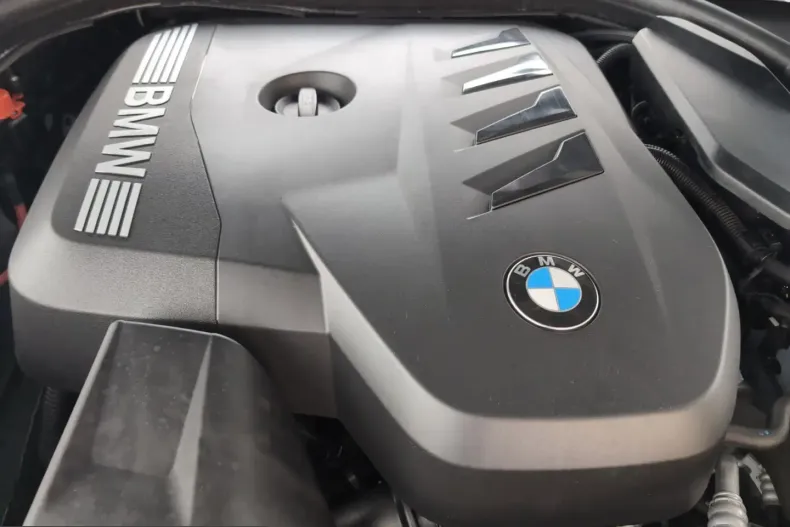 BMW 520 (Seria 5) din 2025 cu 20.583 km - oferta BMW220534 - foto 13