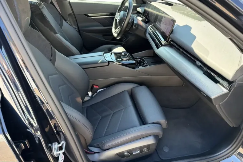 BMW 520 (Seria 5) din 2024 cu 52.092 km - oferta BMW220545 - foto 10