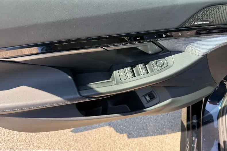 BMW 520 (Seria 5) din 2024 cu 52.092 km - oferta BMW220545 - foto 13