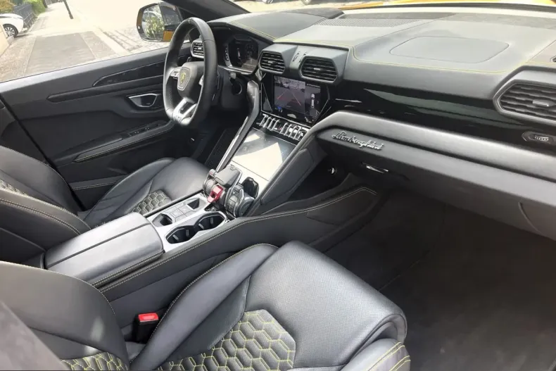 Lamborghini Urus din 2023 cu 42.417 km - oferta LAM220548 - foto 13