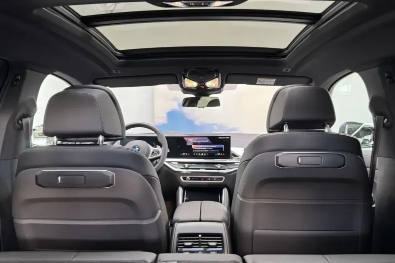 BMW X6 (Seria X) din 2025 cu 8.600 km - oferta BMW220551 - foto 24