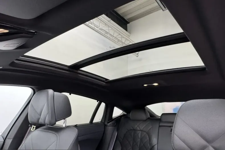BMW X6 (Seria X) din 2025 cu 8.603 km - oferta BMW220555 - foto 13