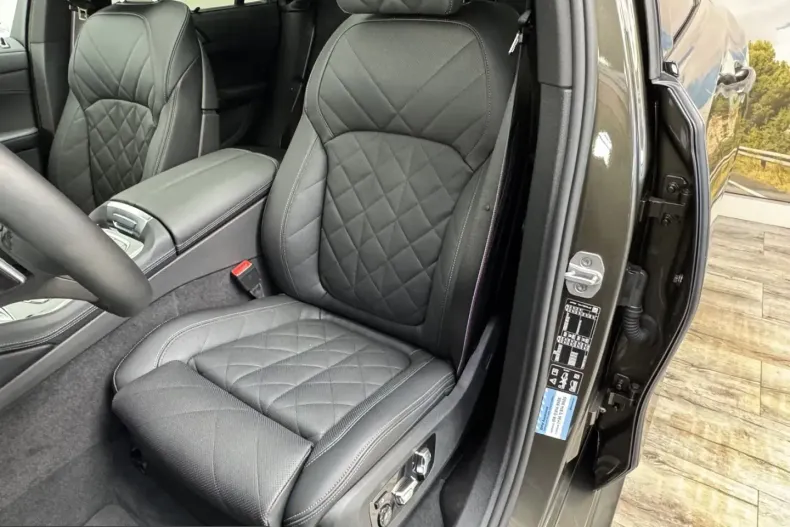 BMW X6 (Seria X) din 2025 cu 8.603 km - oferta BMW220555 - foto 14