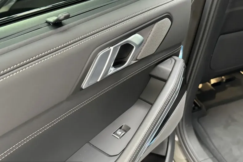 BMW X6 (Seria X) din 2025 cu 8.603 km - oferta BMW220555 - foto 20