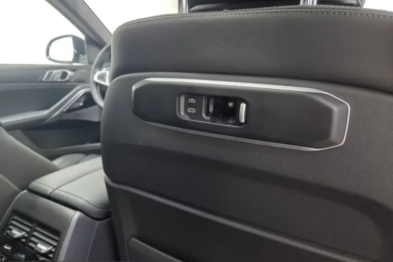 BMW X6 (Seria X) din 2025 cu 18.250 km - oferta BMW220557 - foto 28