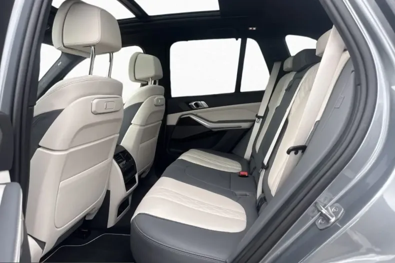 BMW X5 (Seria X) din 2025 cu 15.894 km - oferta BMW220565 - foto 8