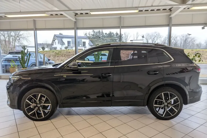 Volkswagen Tiguan din 2025 cu 23.527 km - oferta VOL220577 - foto 3