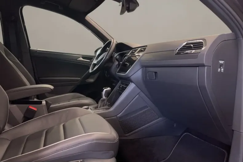 Volkswagen Tiguan din 2022 cu 77.539 km - oferta VOL220579 - foto 17