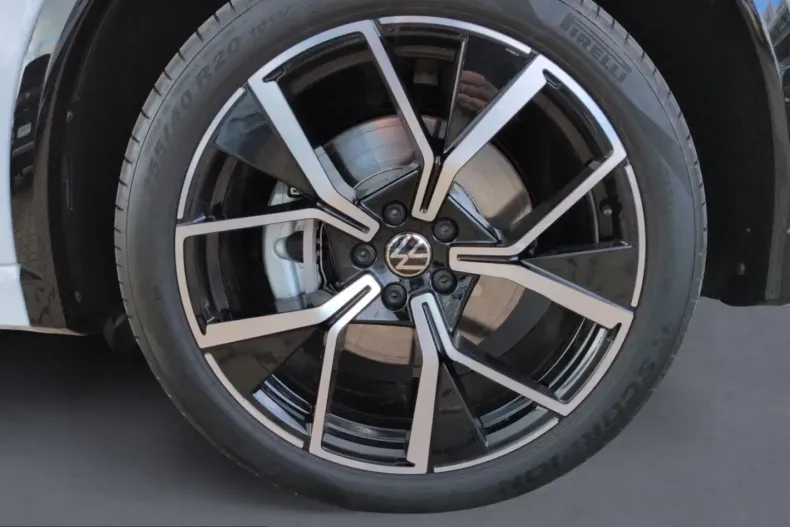 Volkswagen Tiguan din 2025 cu 8.717 km - oferta VOL220581 - foto 8