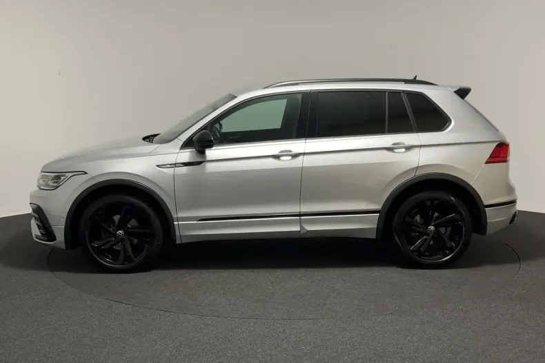 Volkswagen Tiguan din 2022 cu 72.119 km - oferta VOL220583 - foto 4