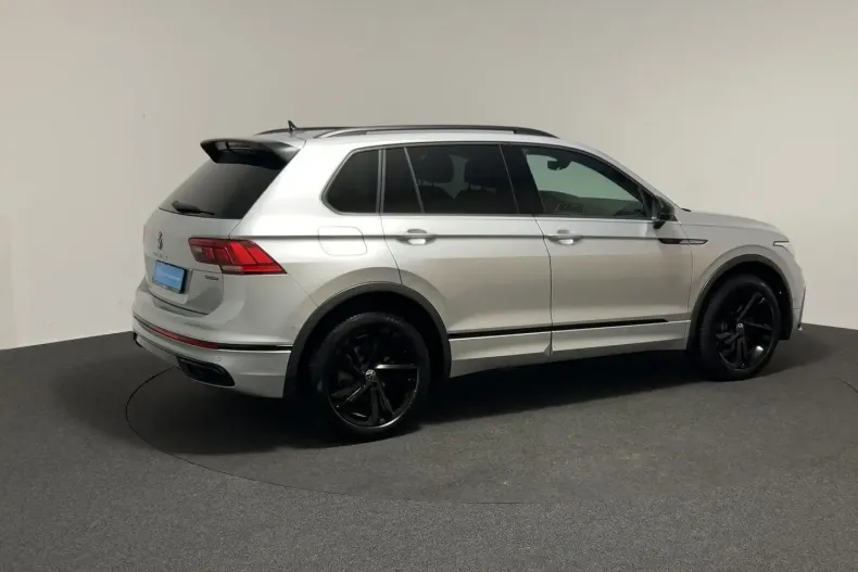 Volkswagen Tiguan din 2022 cu 72.119 km - oferta VOL220583 - foto 6