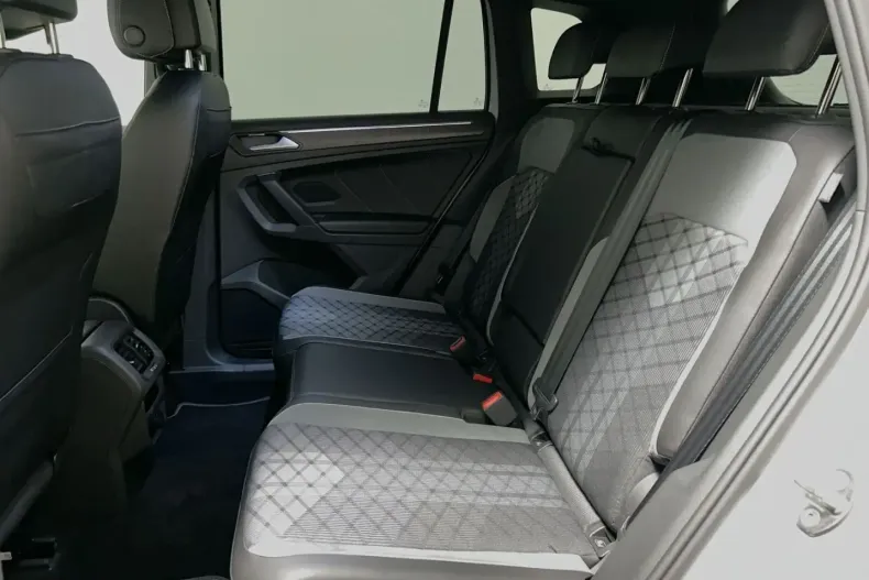 Volkswagen Tiguan din 2022 cu 72.119 km - oferta VOL220583 - foto 21