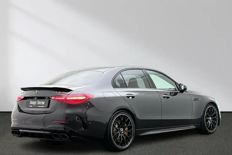 Mercedes-Benz C 63 AMG (Clasa C) din 2025 cu 3.214 km - oferta MER220591 - foto 2
