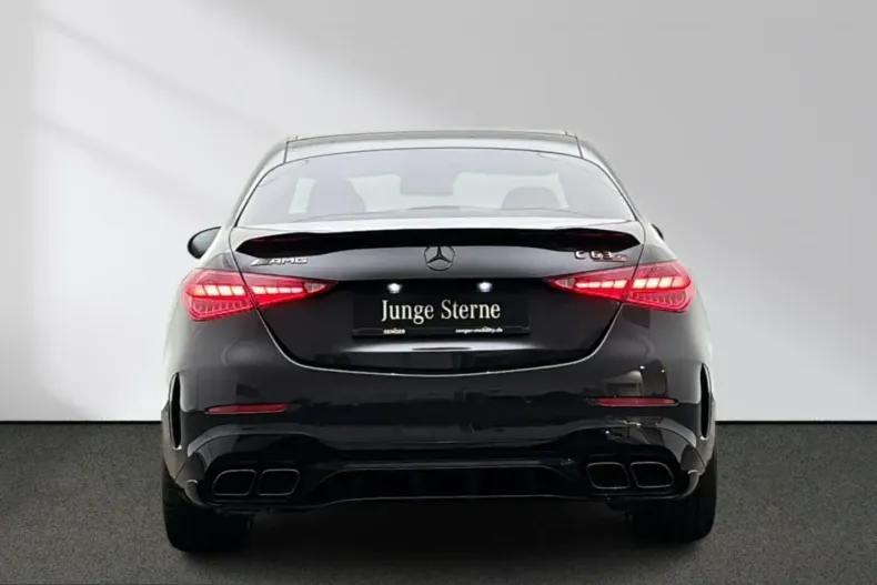 Mercedes-Benz C 63 AMG (Clasa C) din 2025 cu 3.214 km - oferta MER220591 - foto 4