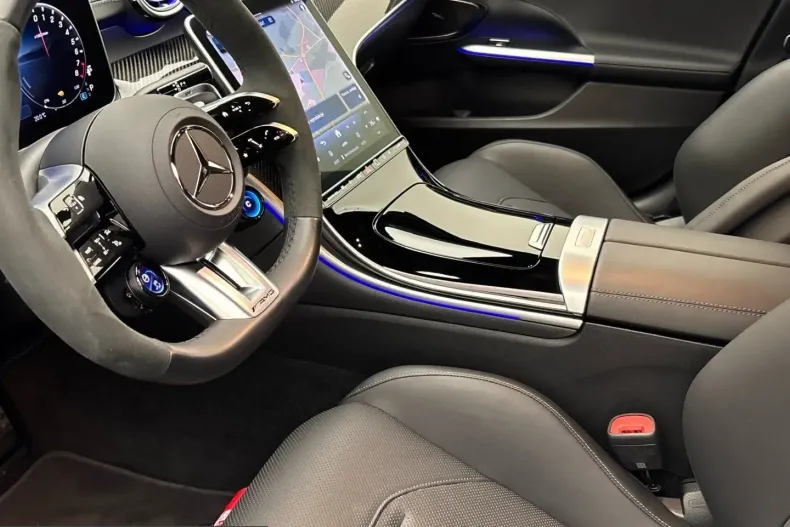 Mercedes-Benz C 63 AMG (Clasa C) din 2025 cu 3.214 km - oferta MER220591 - foto 9